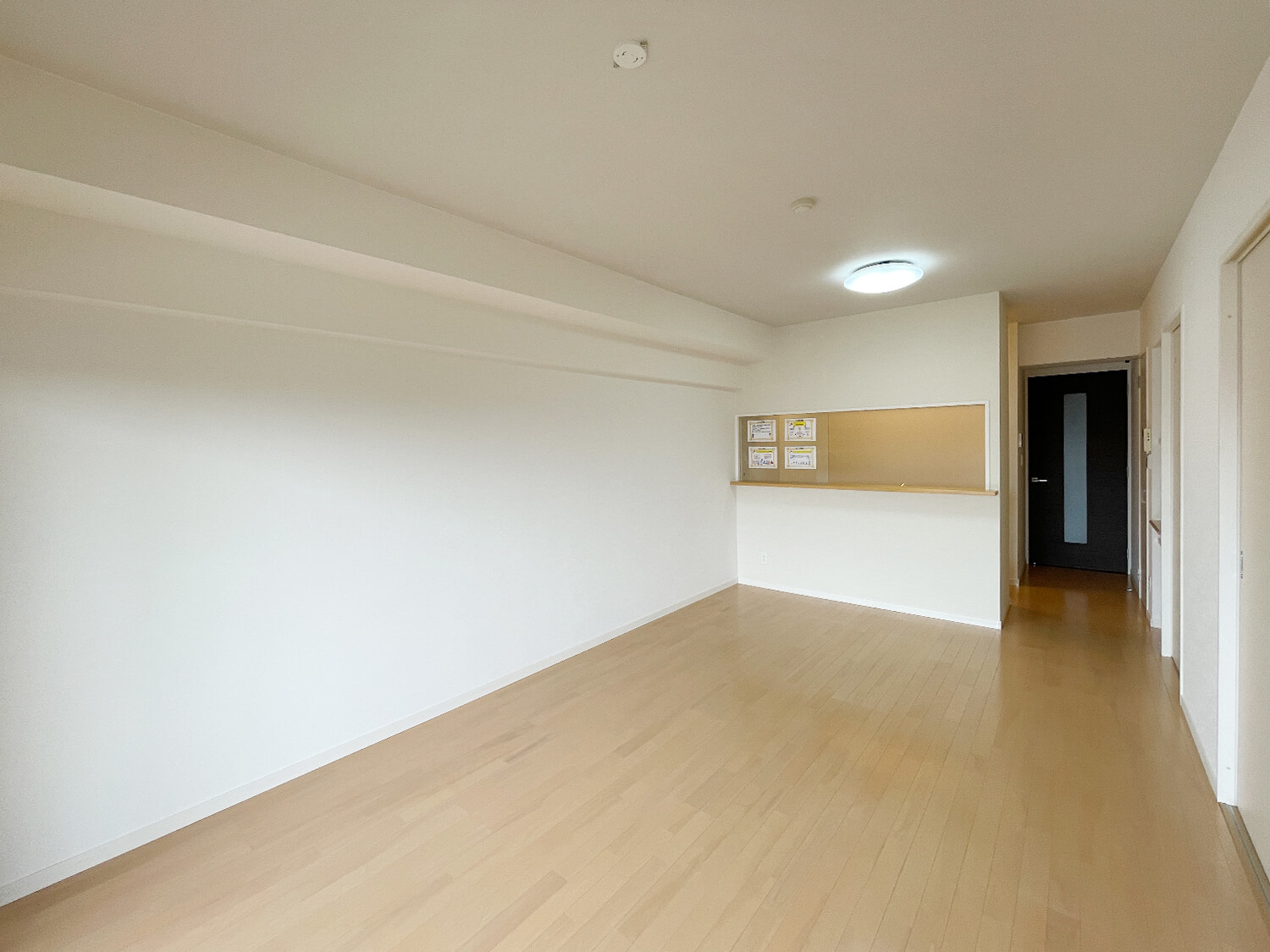 サンガイア和賀 3号室タイプ_LDK　※参考写真。部屋によってクロス等異なります