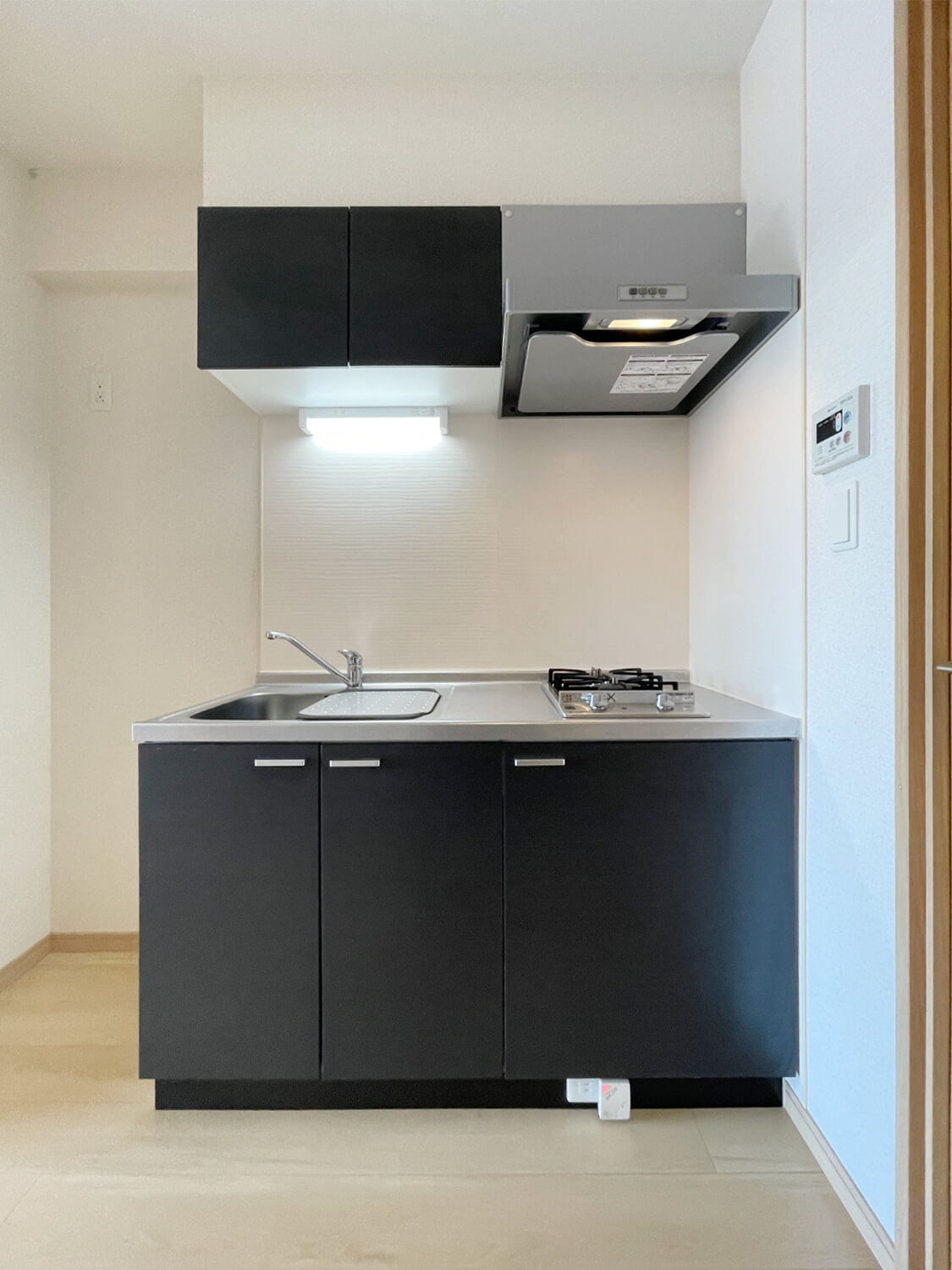 ニューガイアリルーム平尾駅前№24 4号室タイプ_キッチン　※部屋によってクロス・建具の色等変わります。