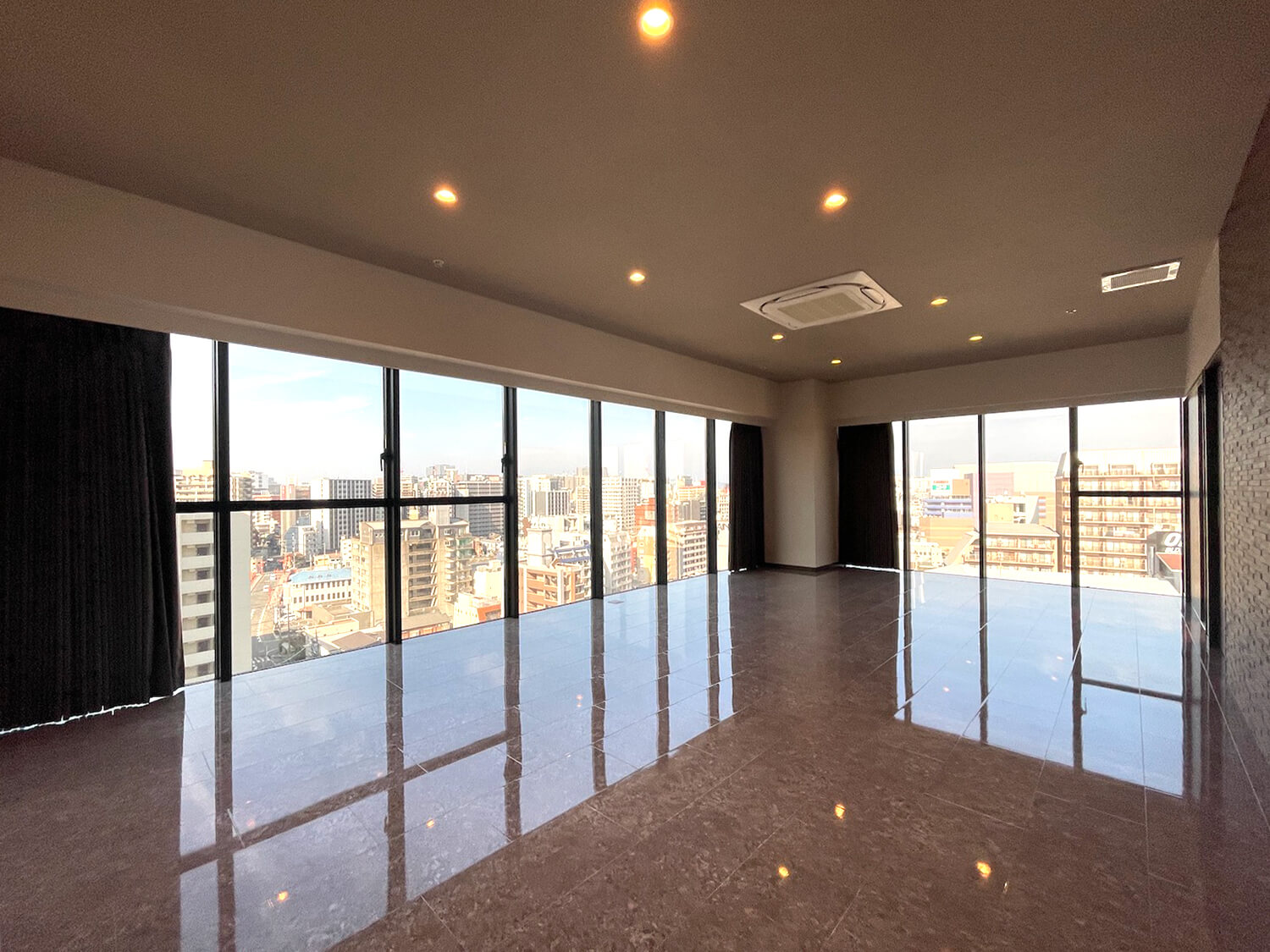 ニューガイアクレドール博多 Bタイプ_洋室　※部屋によってクロス・建具の色等変わります。