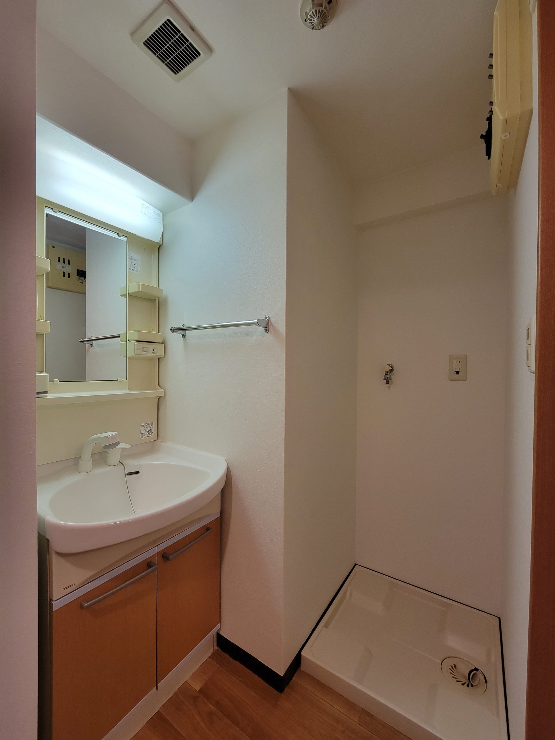 ニューガイアリルーム薬院駅前№23 １号室タイプ_洗面　※部屋によってクロス・建具の色等変わります。