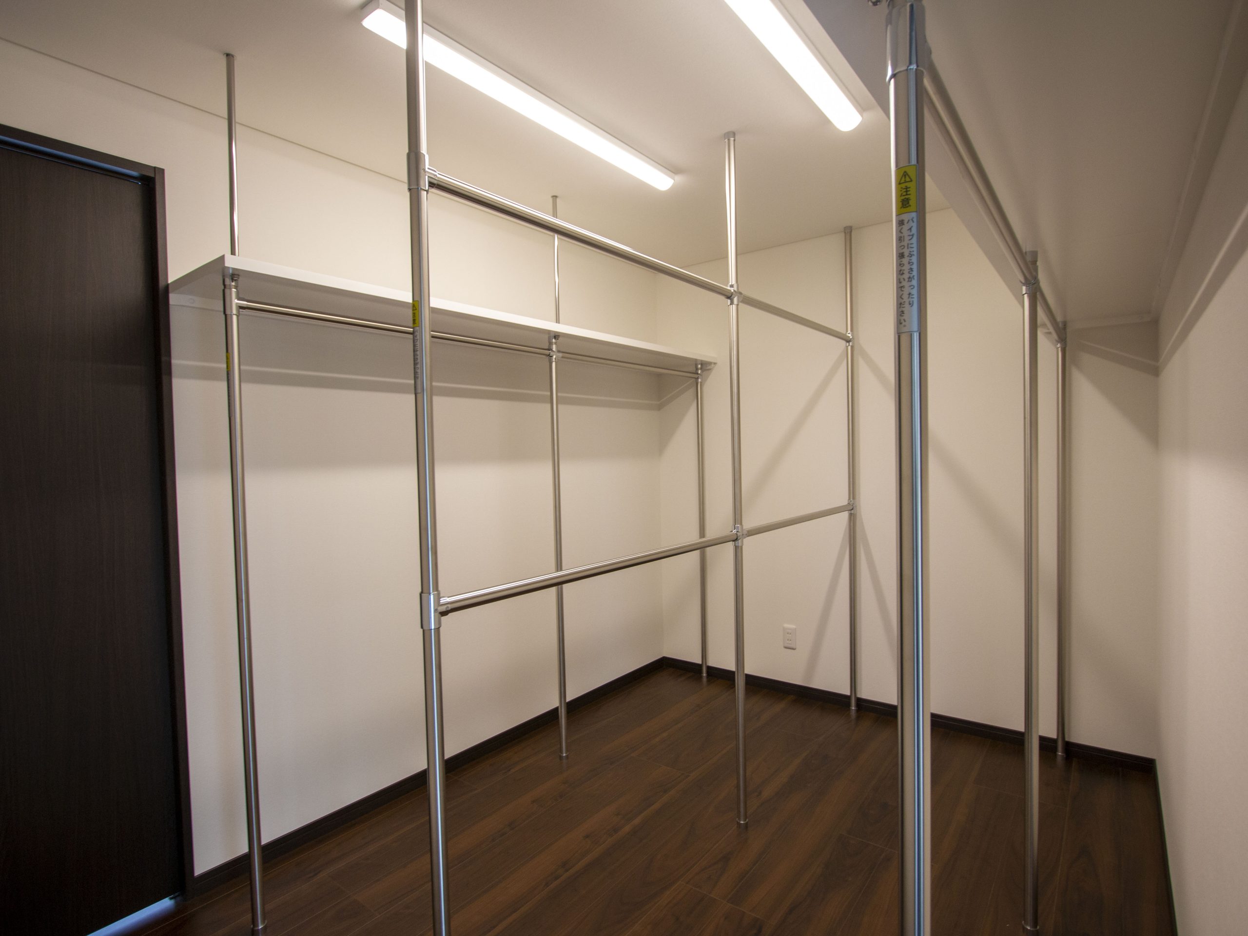 ニューガイアクレドール博多 Aタイプ_WIC　※部屋によってクロス・建具の色等変わります。