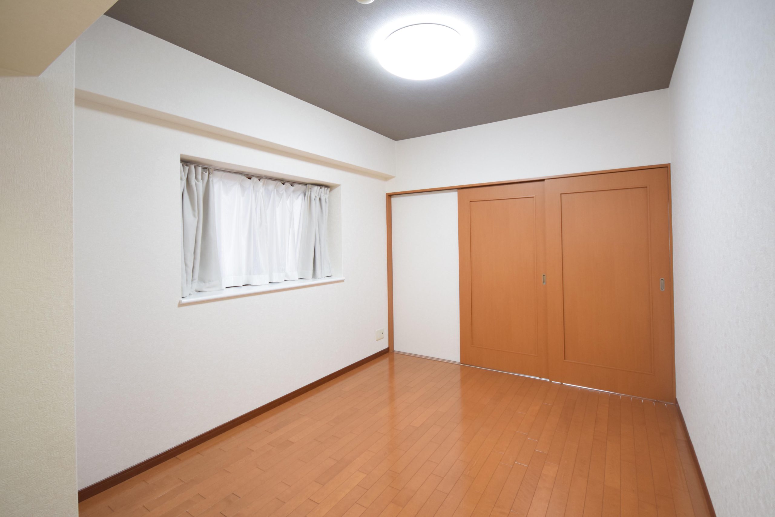ニューガイアリルーム薬院駅前№21 3号室(1LDK)タイプ_洋室　※部屋によってクロス・建具の色等変わります。