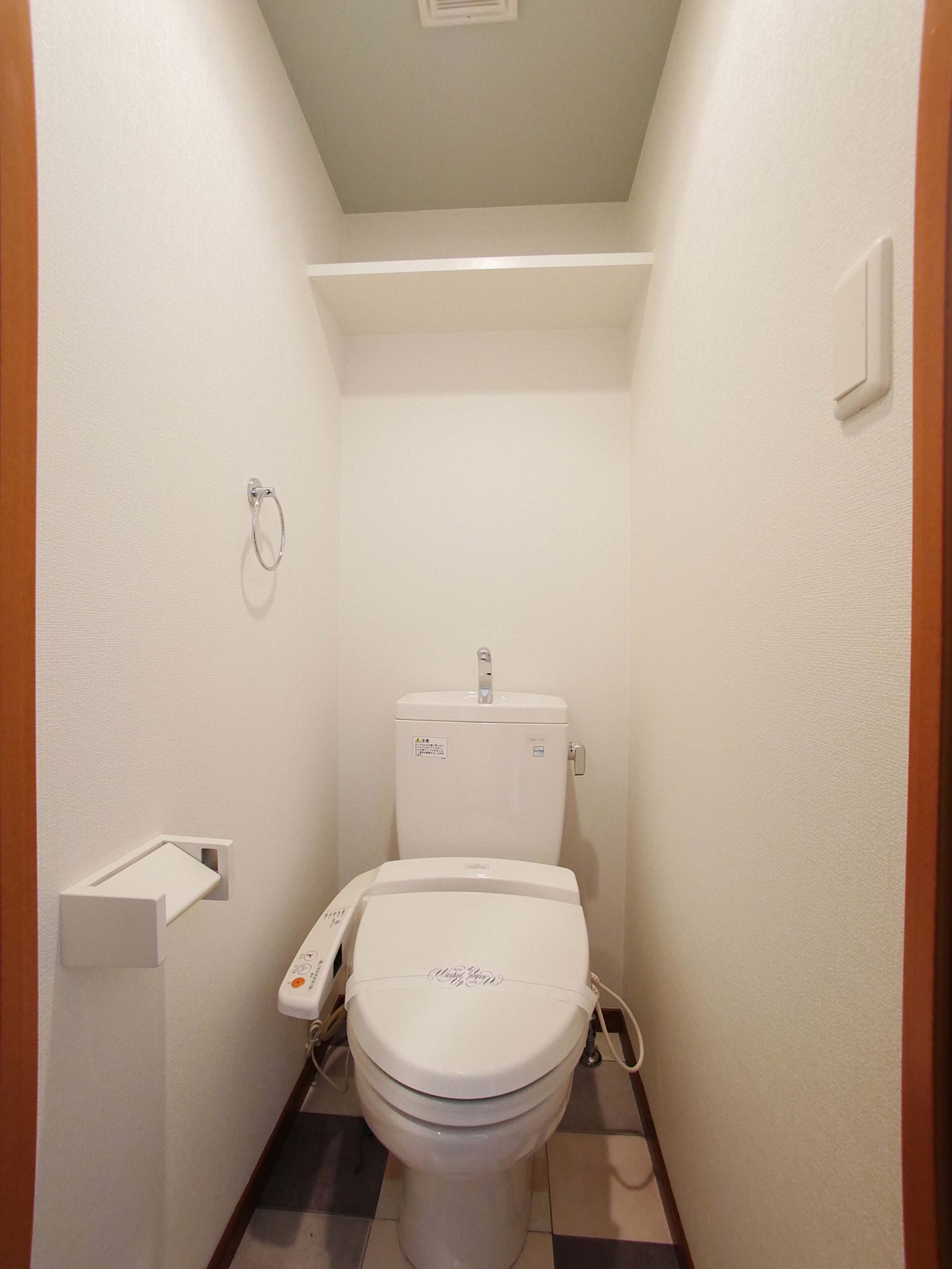 ニューガイアリルーム薬院駅前№21 1号室(1K)タイプ_トイレ　※部屋によってクロス・建具の色等変わります。