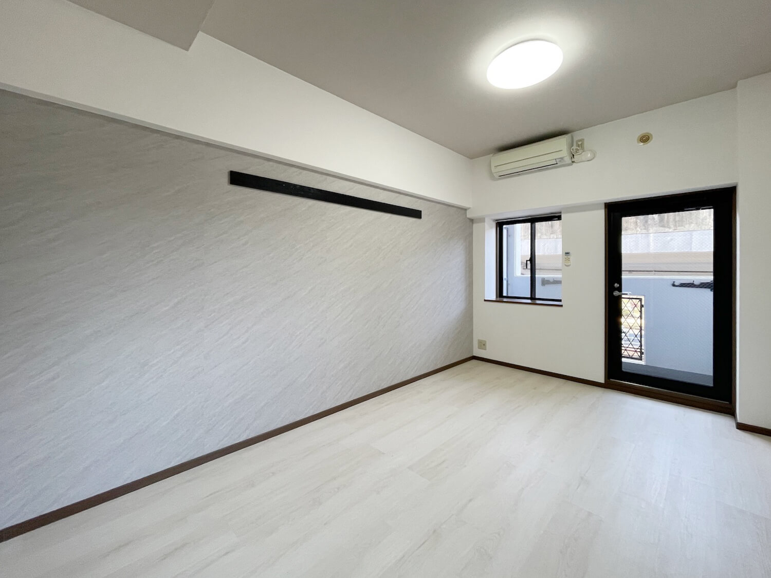 ニューガイアリルーム博多駅南№73 1Kタイプ_洋室　※参考写真。部屋によってクロス等異なります