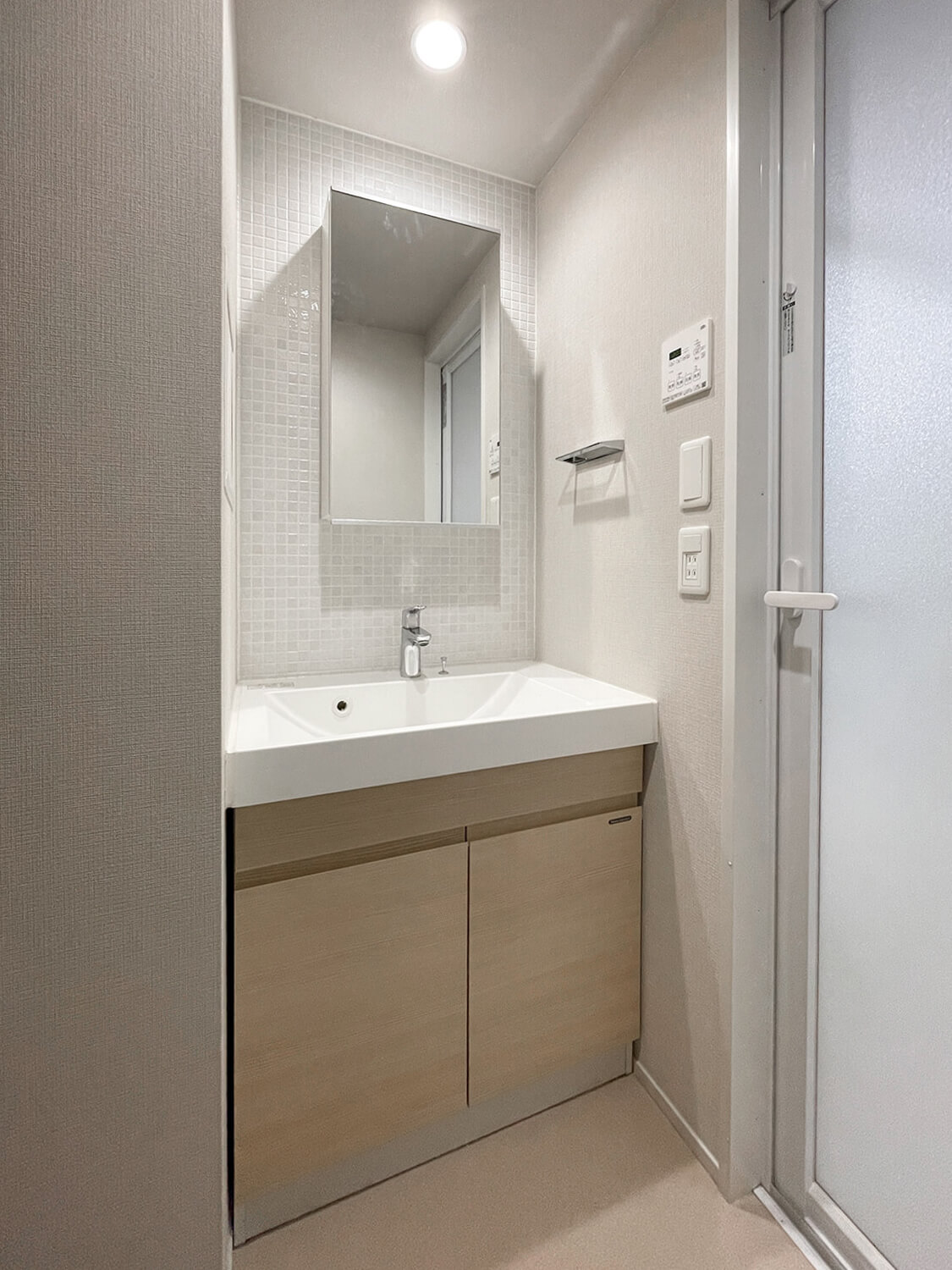 ニューガイア リルーム用賀 №32 洗面台　※部屋によってクロス・建具の色等変わります。