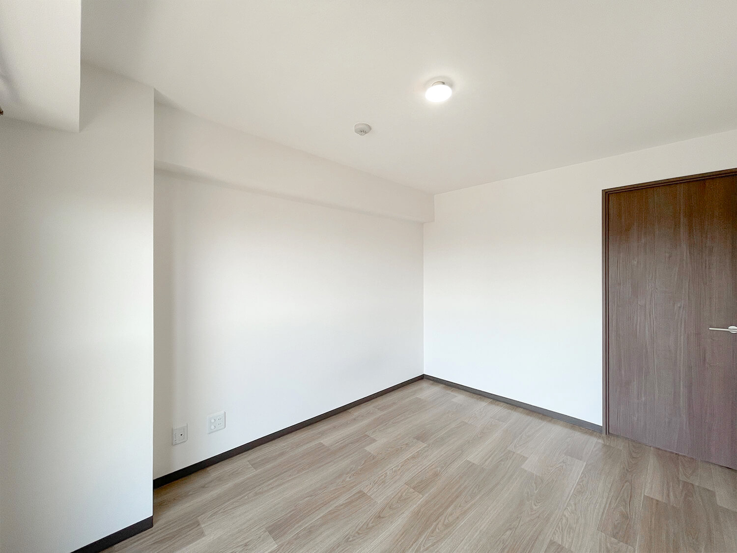 ニューガイアリルーム南葛西№65 3号室タイプ_洋室　※部屋によってクロス・建具の色等変わります。
