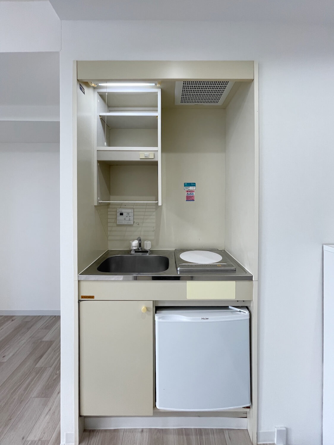 ニューガイアリルーム西葛西№59 1Rタイプ_キッチン　※部屋によってクロス・建具の色等変わります。