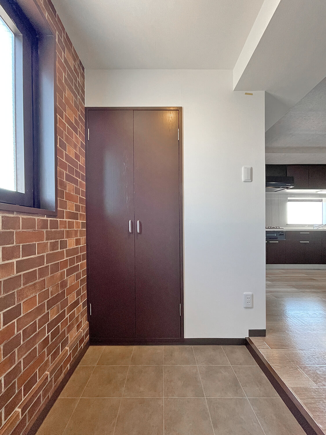 ニューガイアリルーム南葛西№65 3号室タイプ_玄関　※部屋によってクロス・建具の色等変わります。