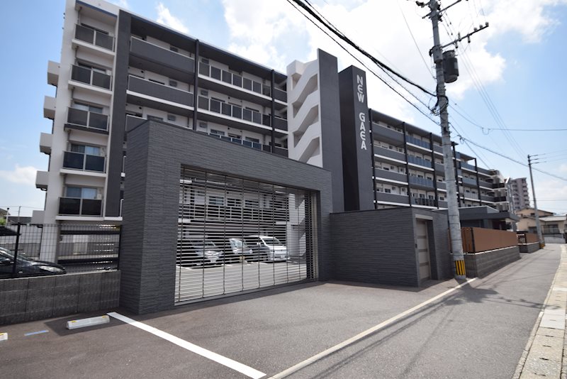 ニューガイア下曽根 駐車場