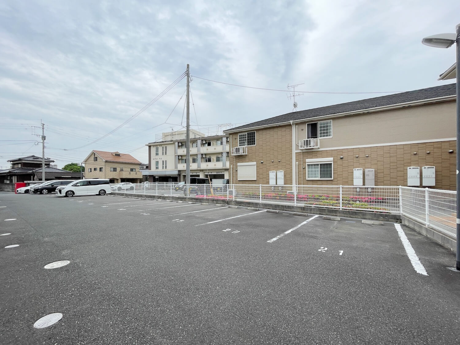 ニューガイアソラーレ下石田 ニューガイアソラーレ下石田_駐車場1