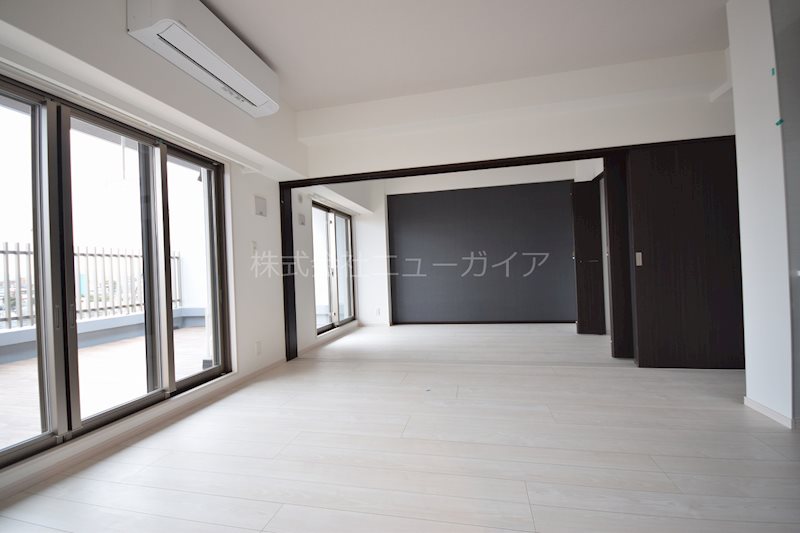 ニューガイア水前寺№54 リビング