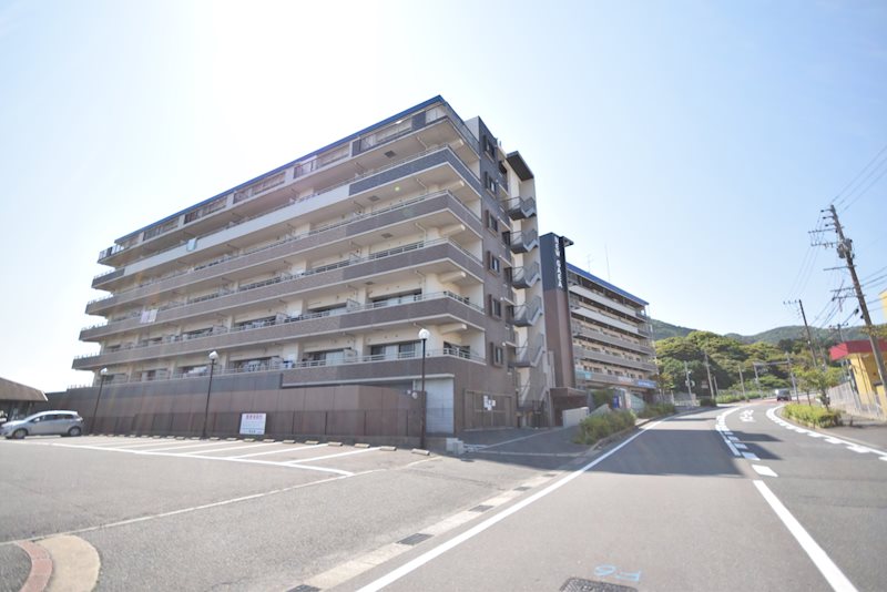 ニューガイア四季彩の丘Ａ棟 外観